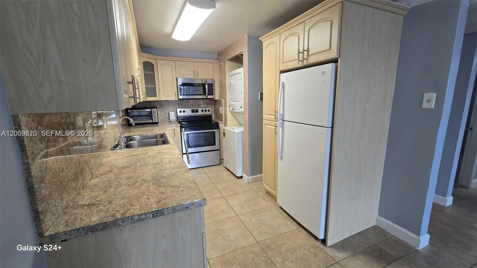 10090 NW 80th Ct # 1406, Hialeah Gardens, FL 33016 photo 4