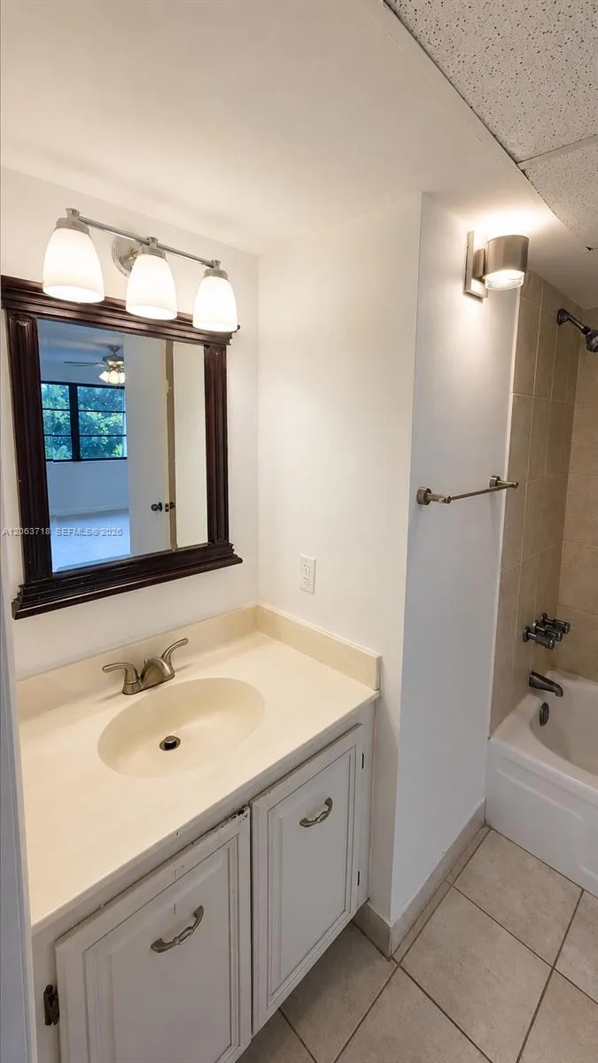 3101 Oakland Shores Dr # H203, Oakland Park, FL 33309 photo 7