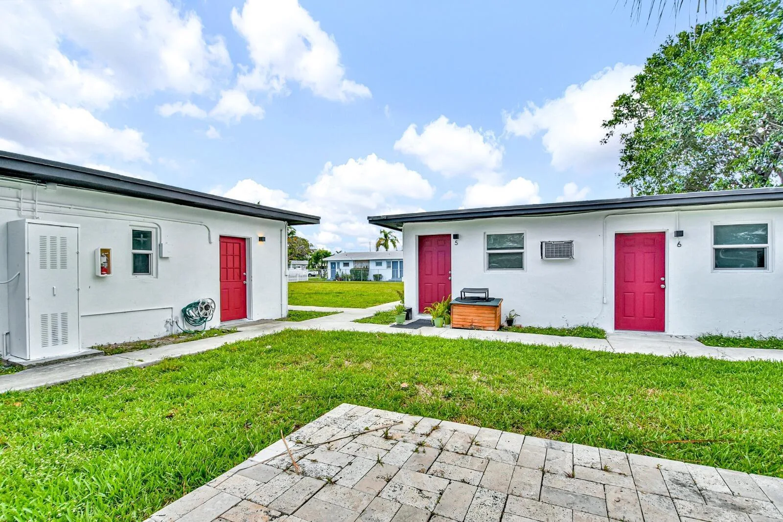 1725 NE 148TH Street # 5, Miami, FL 33181 photo 2