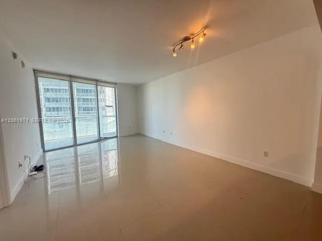 475 Brickell Ave # 2411, Miami, FL 33131 photo 5