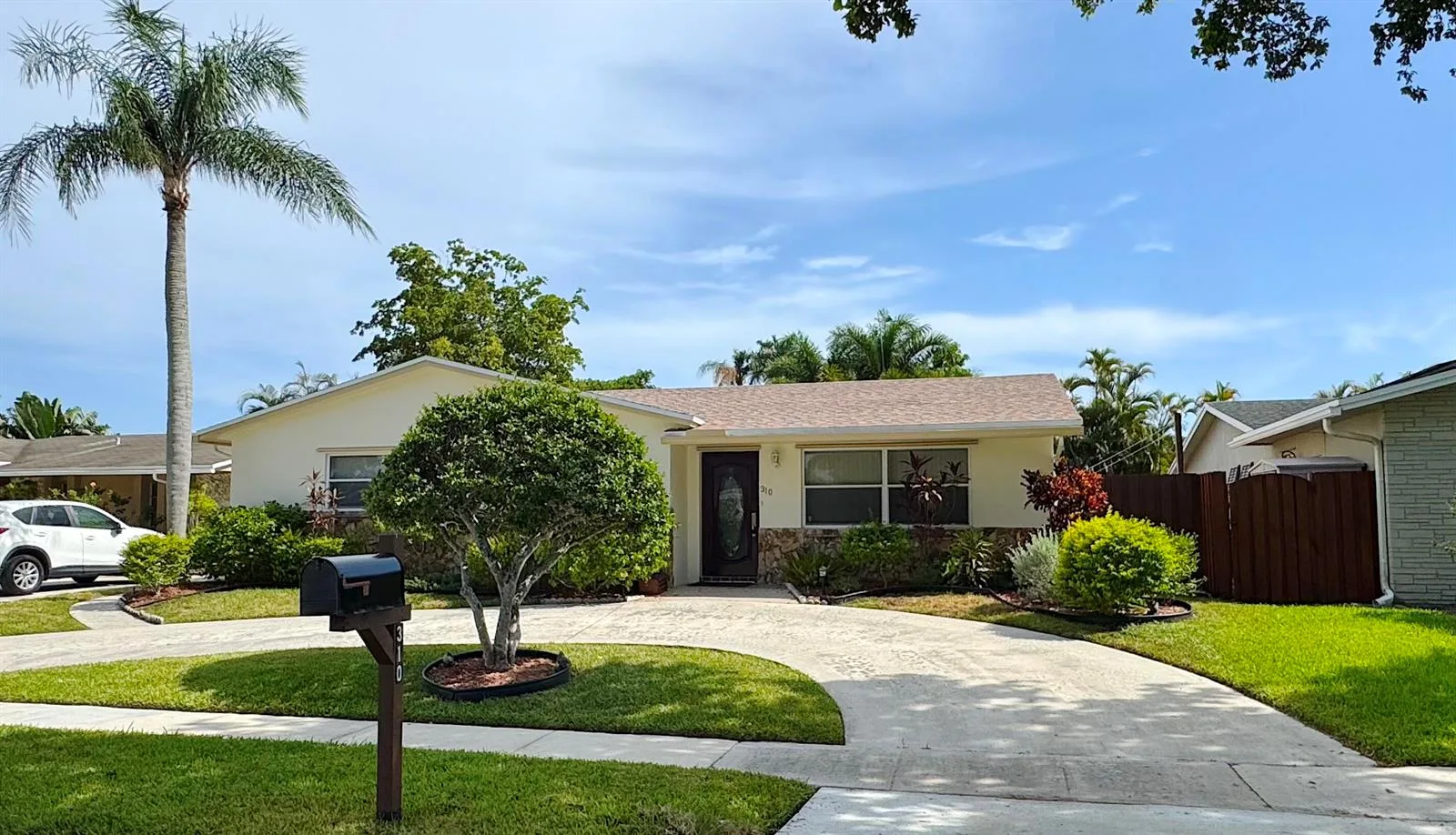 310 SE 4TH Terrace, Dania Beach, FL 33004 photo 3