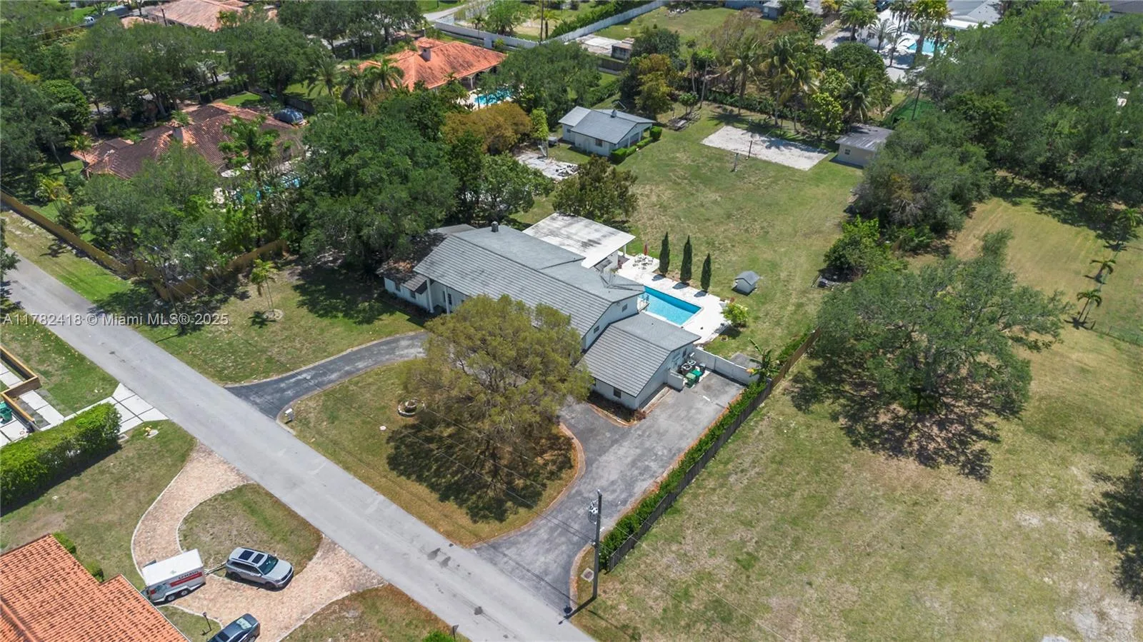 8350 SW 98 th St, Miami, FL 33156 photo 3