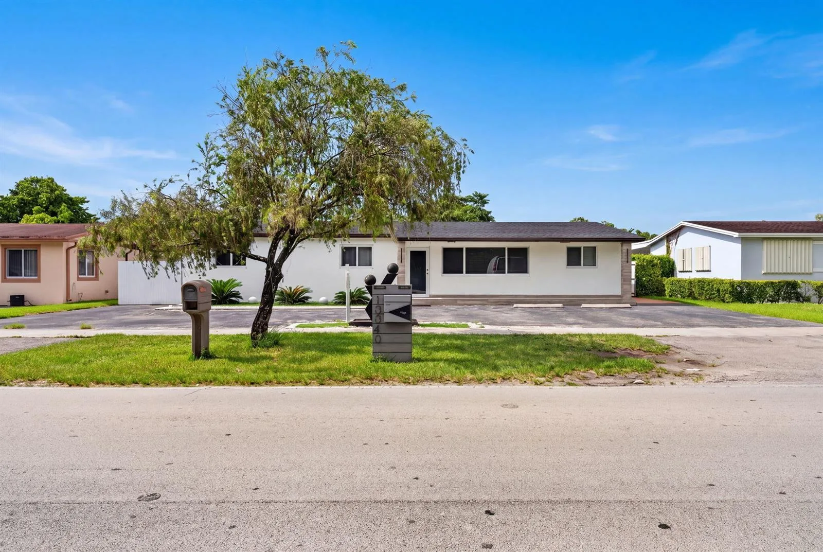 10040 SW 32nd Street, Miami, FL 33165 photo 2
