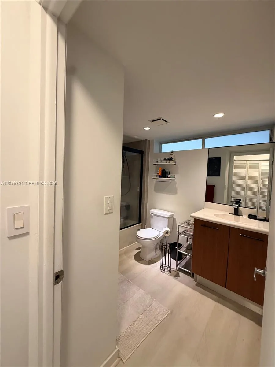 700 NE 63rd St # D201, Miami, FL 33138 photo 9