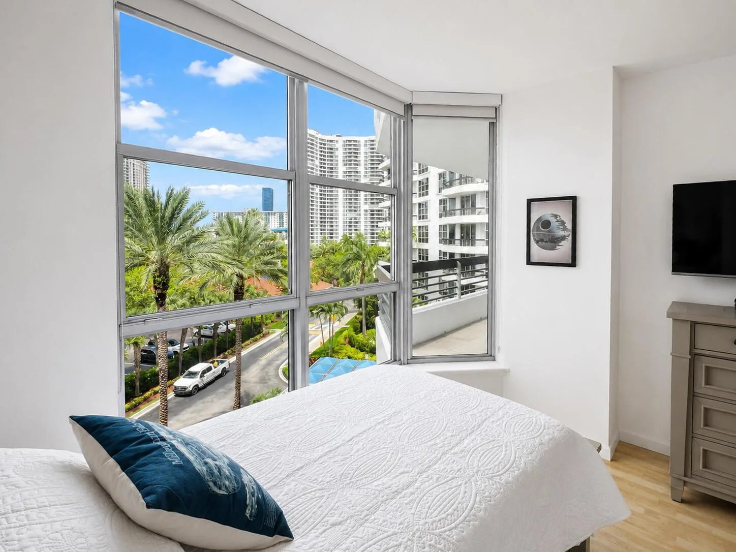 3600 MYSTIC POINTE Drive # 608, Aventura, FL 33180 photo 9