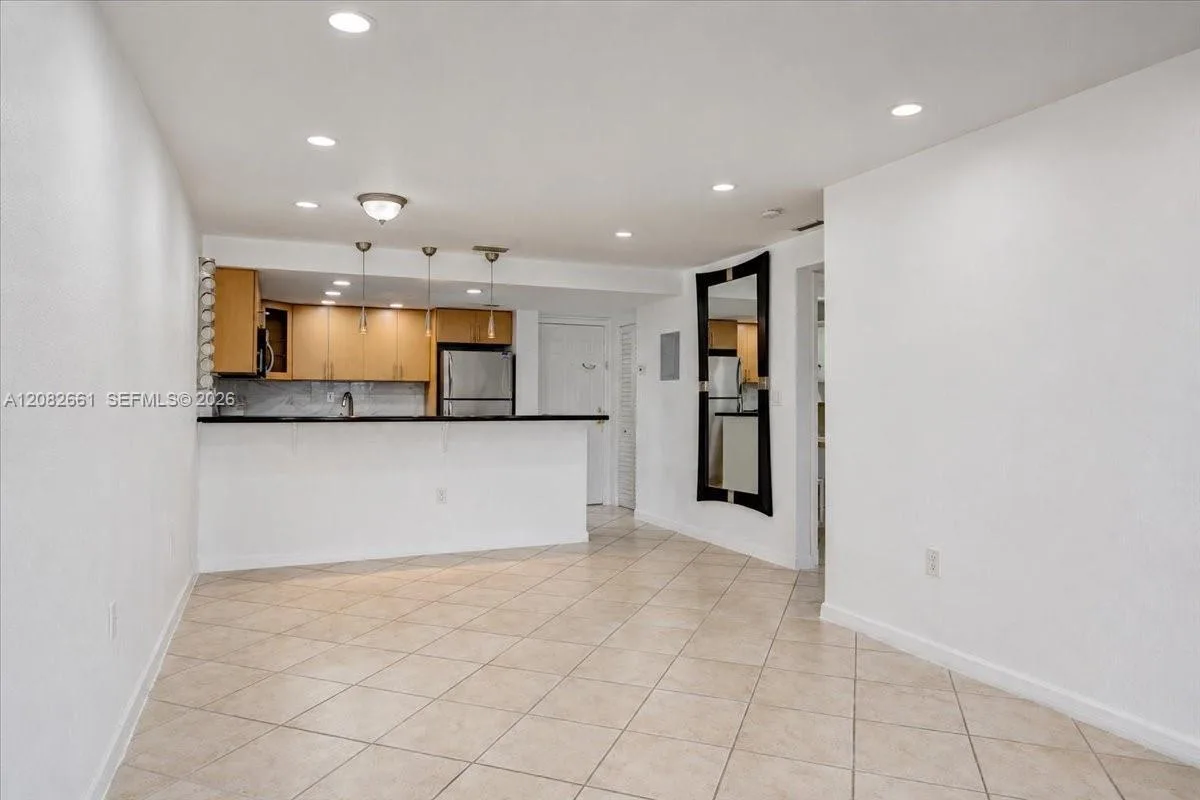 1975 Normandy Dr # 303, Miami Beach, FL 33141