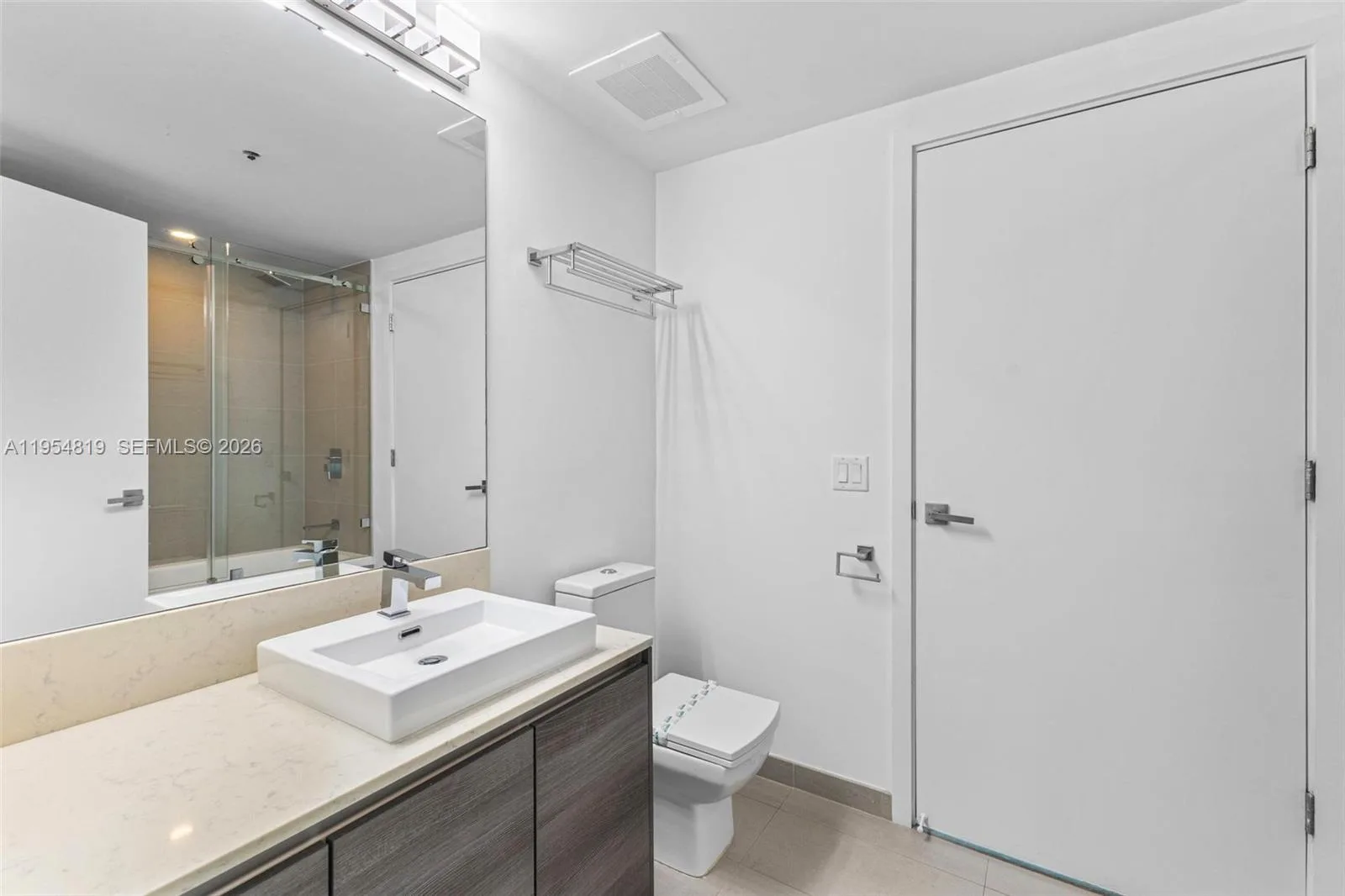 1080 Brickell Ave # 3909, Miami, FL 33131 photo 11