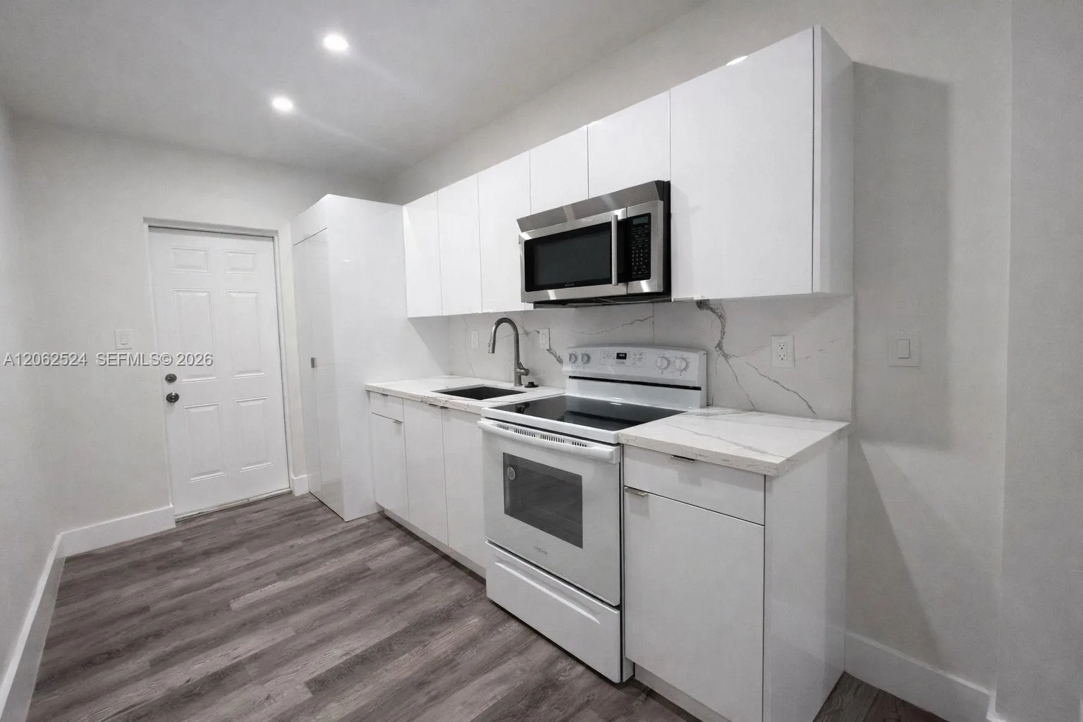 2931 NW 47th St # 3, Miami, FL 33142 photo 5