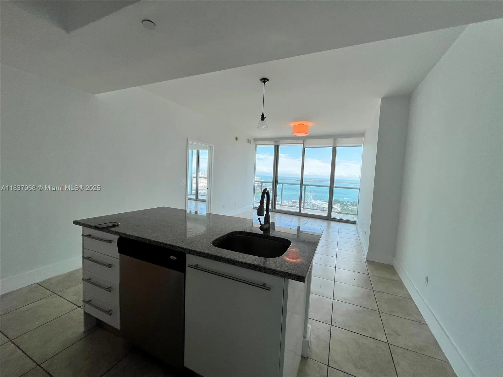 888 Biscayne Blvd # 3403, Miami, FL 33132 photo 13
