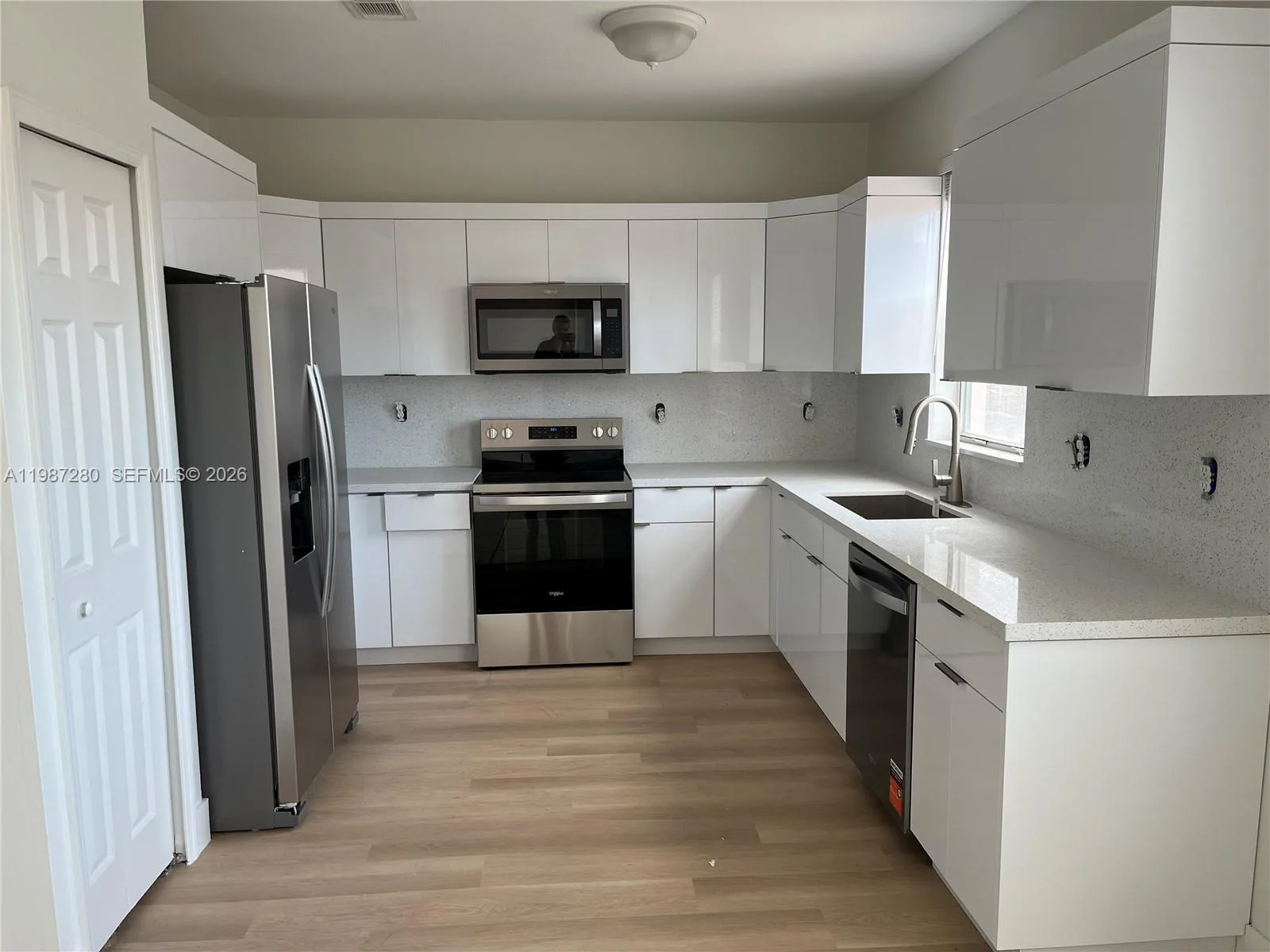 27501 SW 138th Ave, Homestead, FL 33032 photo 2