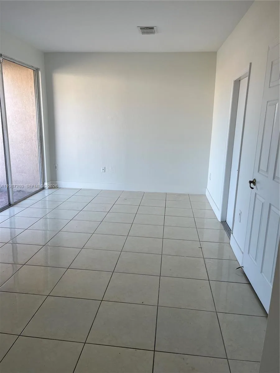27501 SW 138th Ave, Homestead, FL 33032 photo 3