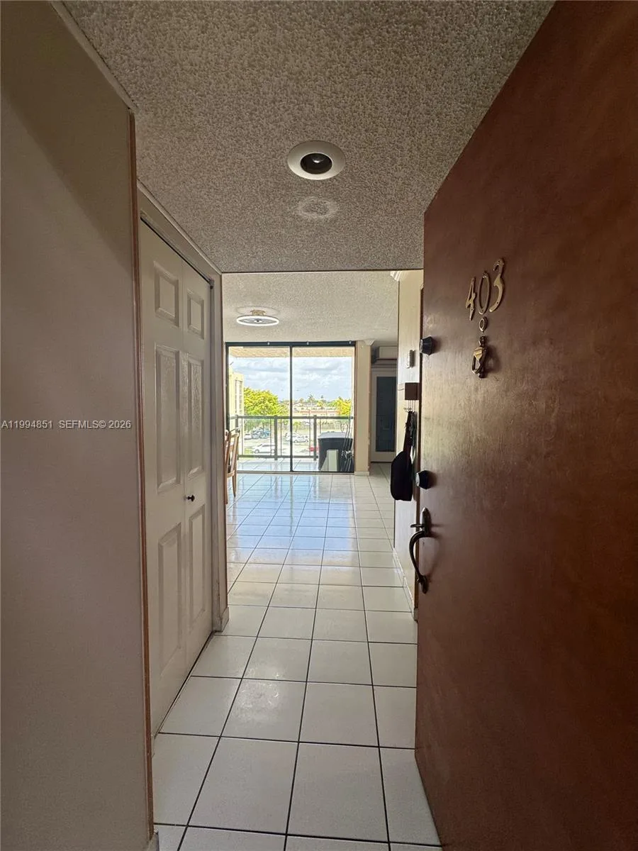 2055 SW 122nd Ave # 403, Miami, FL 33175 photo 2