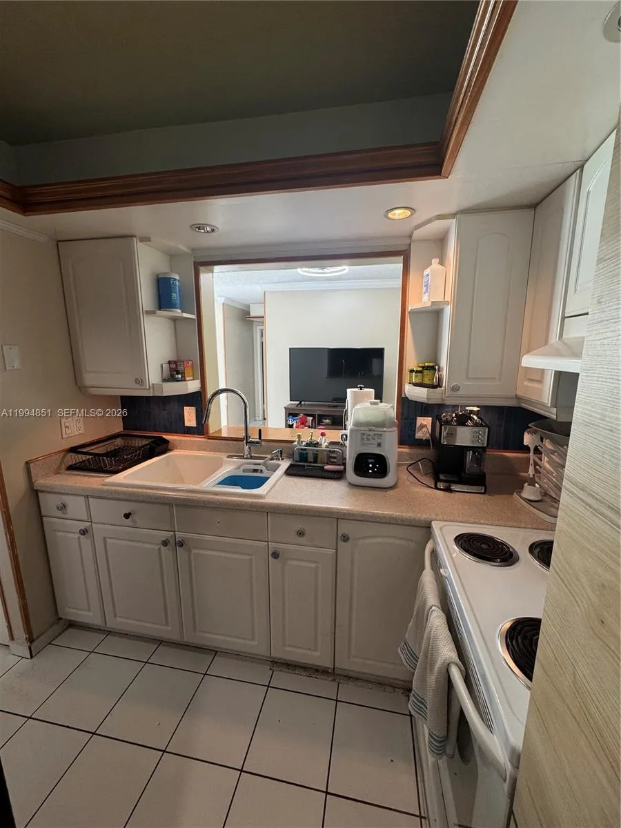 2055 SW 122nd Ave # 403, Miami, FL 33175 photo 6
