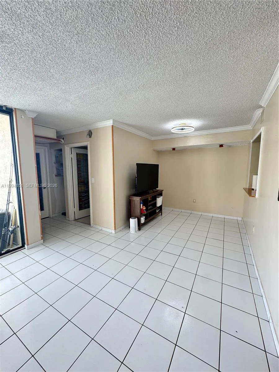 2055 SW 122nd Ave # 403, Miami, FL 33175 photo 9