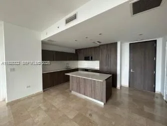 68 SE 6th St # 3008, Miami, FL 33131 photo 2