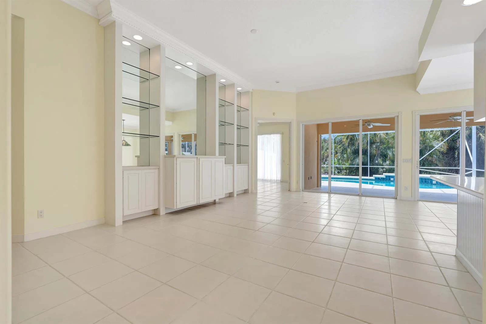 8894 SE Retreat Drive, Hobe Sound, FL 33455 photo 2