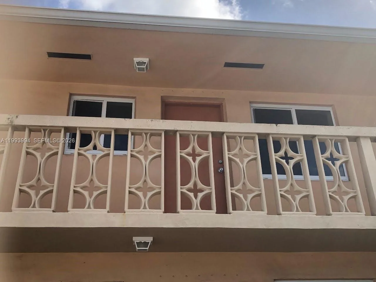 1151 W 28th St # 9, Hialeah, FL 33010