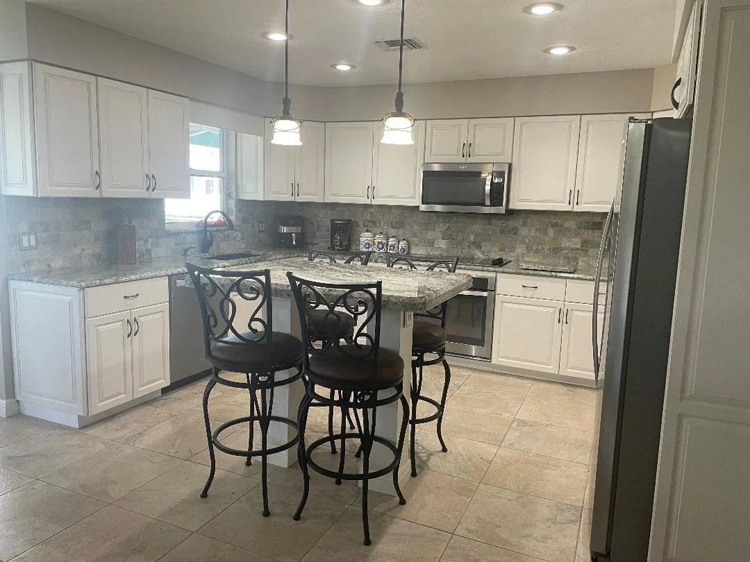 717 W Fischer Circle, Sebastian, FL 32958 photo 4