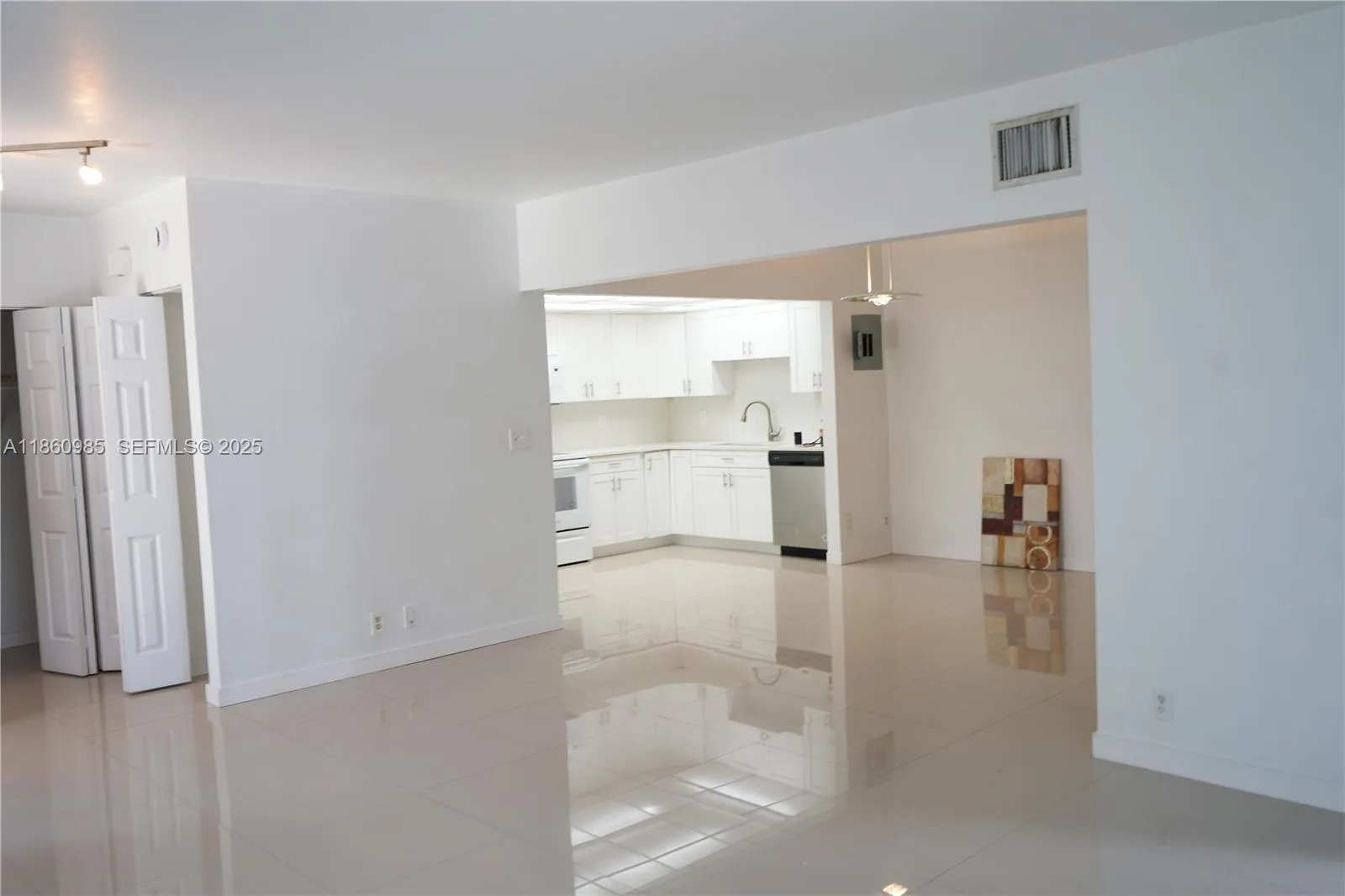 2800 S University Dr # 2A, Davie, FL 33328 photo 5