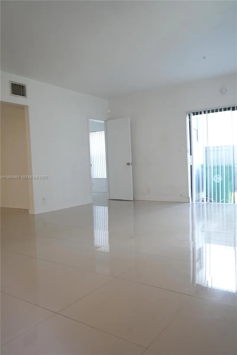 2800 S University Dr # 2A, Davie, FL 33328 photo 7