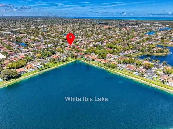 21200 SW 92nd Avenue, Cutler Bay, FL 33189 photo 2