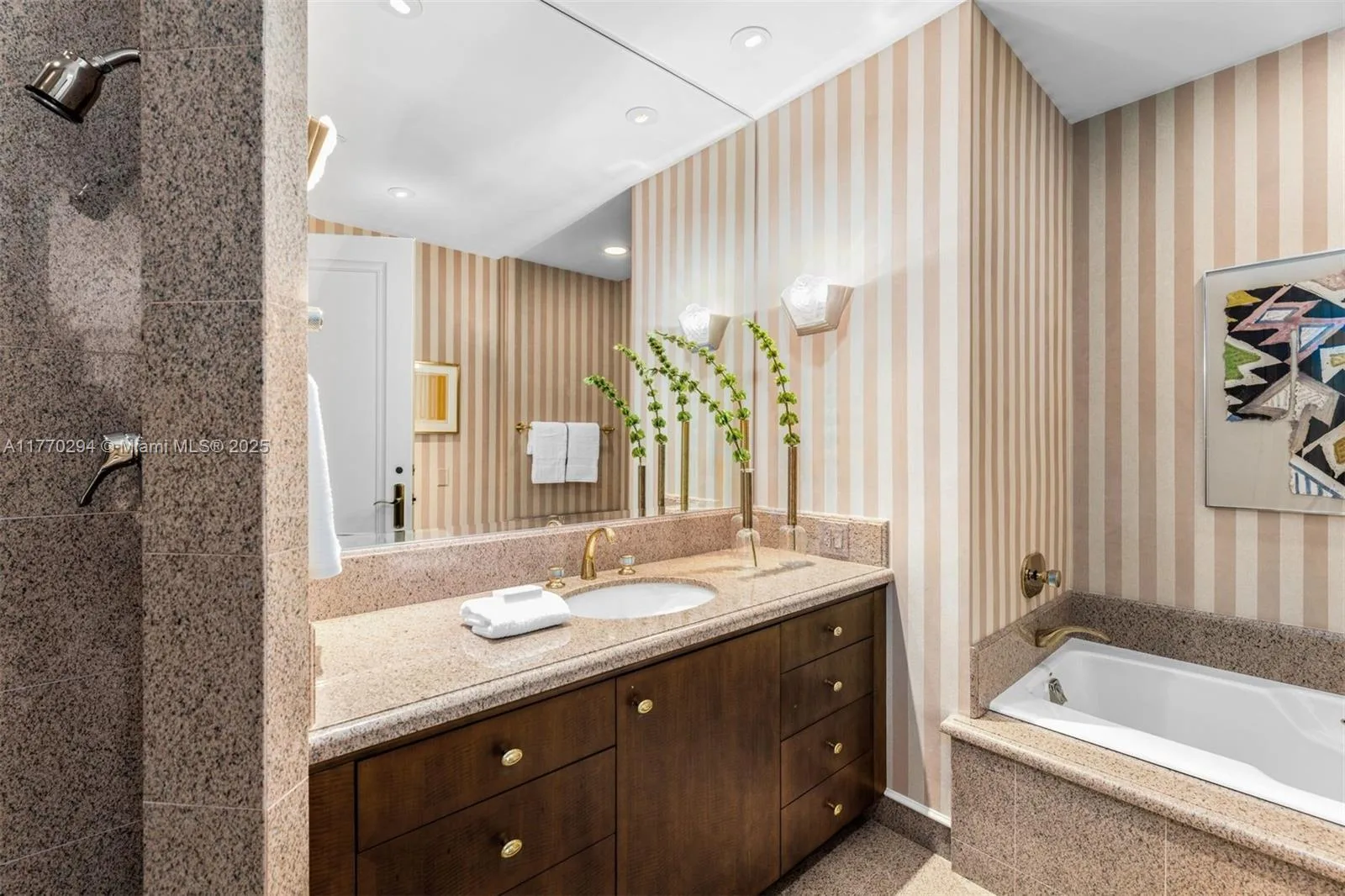 10 Edgewater Dr # 16K, Coral Gables, FL 33133 photo 11