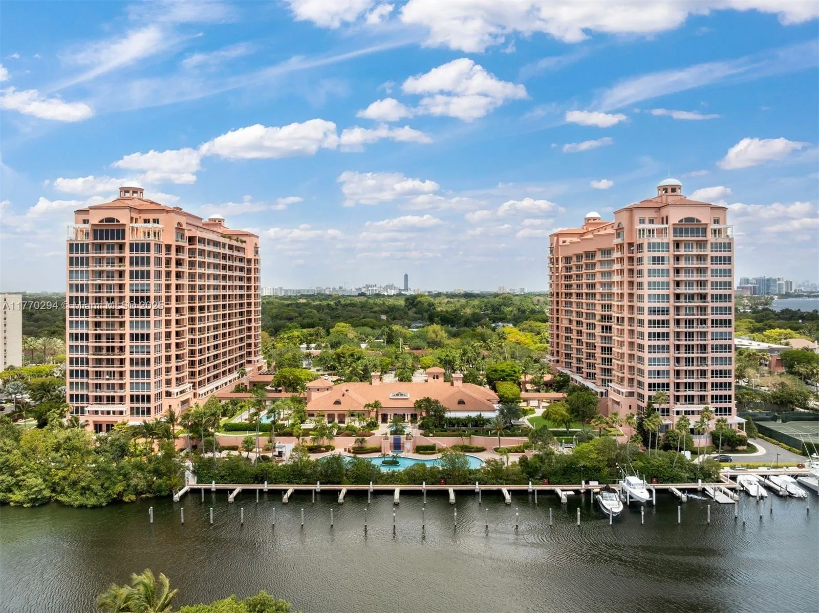 10 Edgewater Dr # 16K, Coral Gables, FL 33133 photo 3