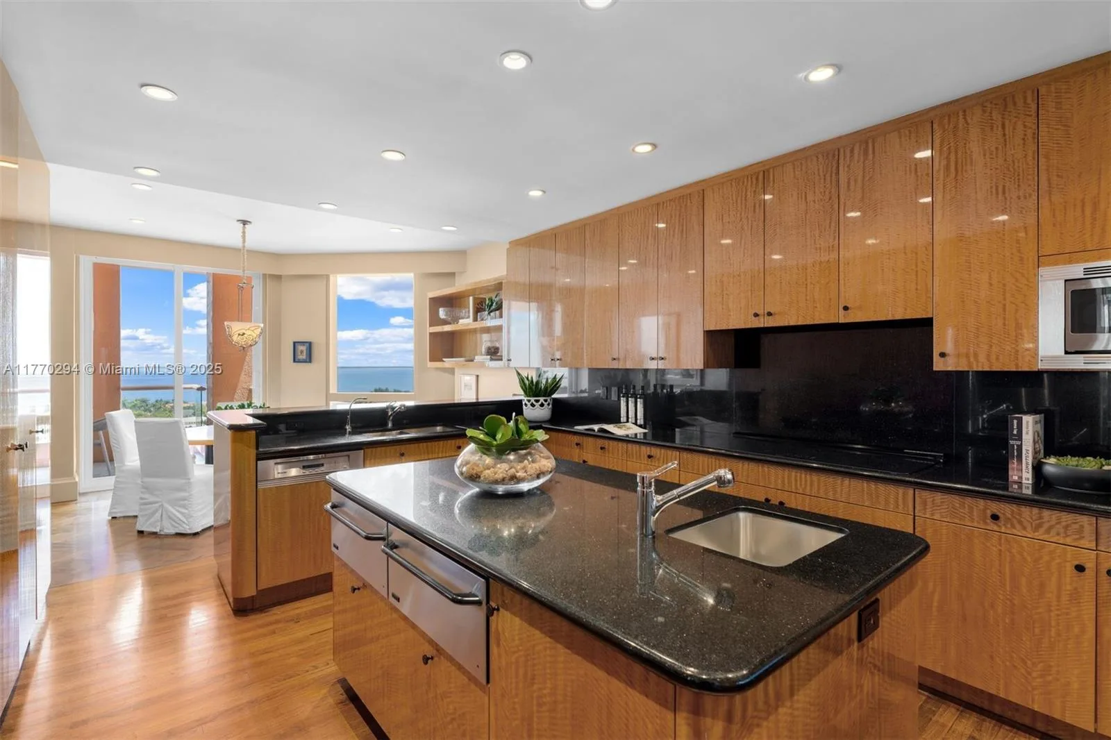 10 Edgewater Dr # 16K, Coral Gables, FL 33133 photo 5