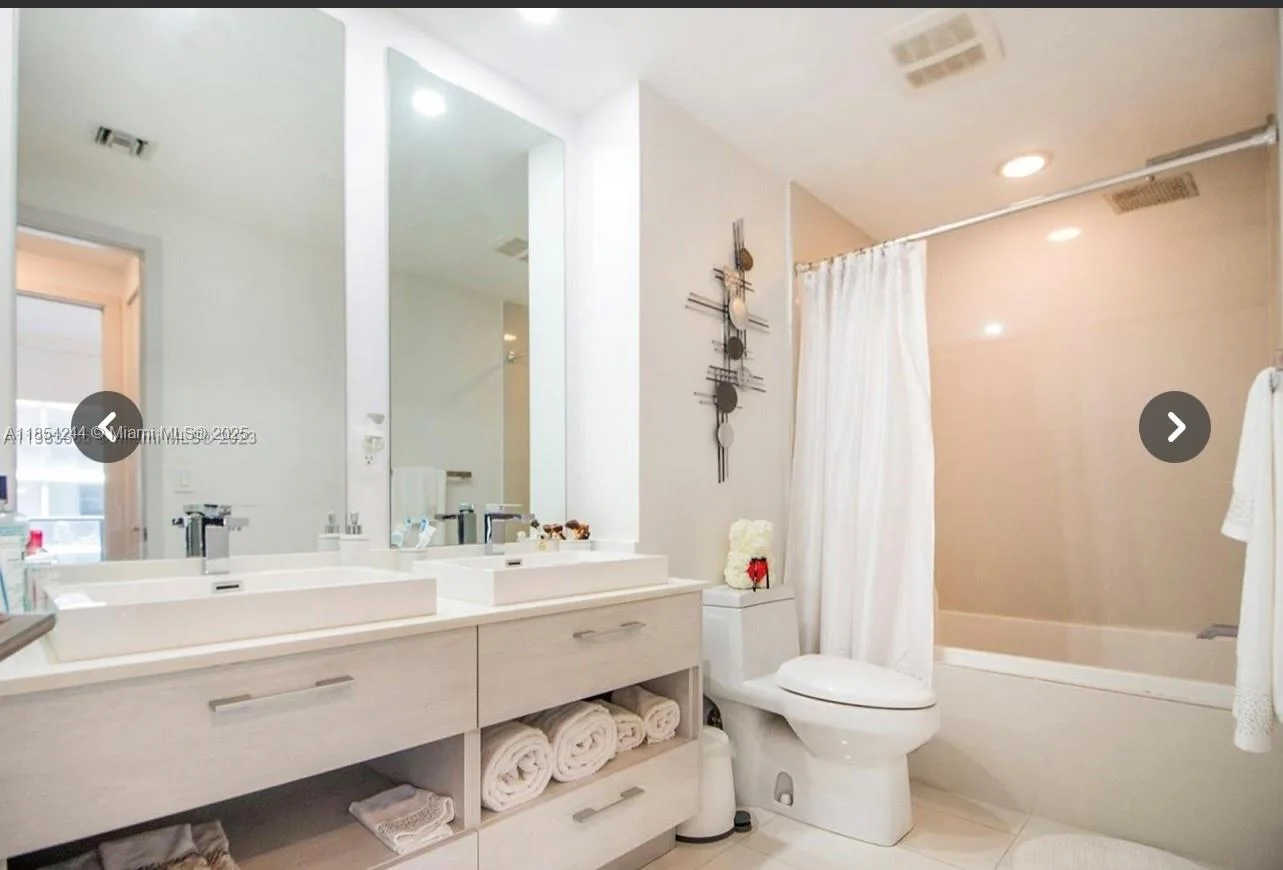 55 SW 9th St # 3802, Miami, FL 33130 photo 7