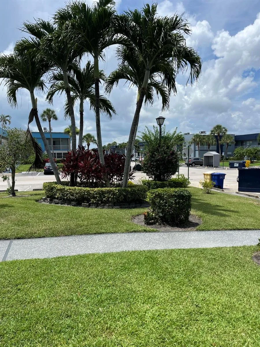 358 Burgundy H, Delray Beach, FL 33484