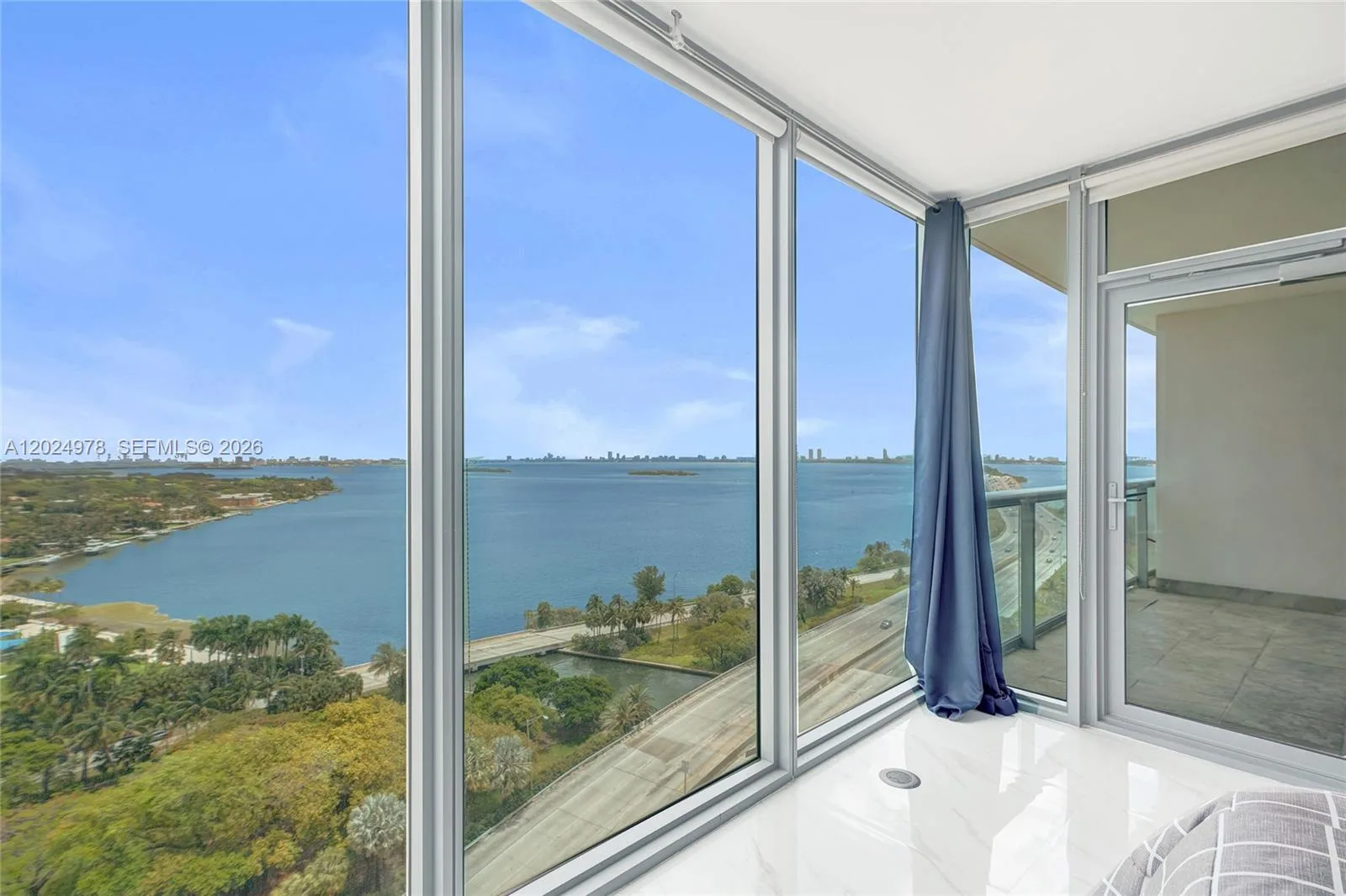 601 NE 36th St # 1508, Miami, FL 33137