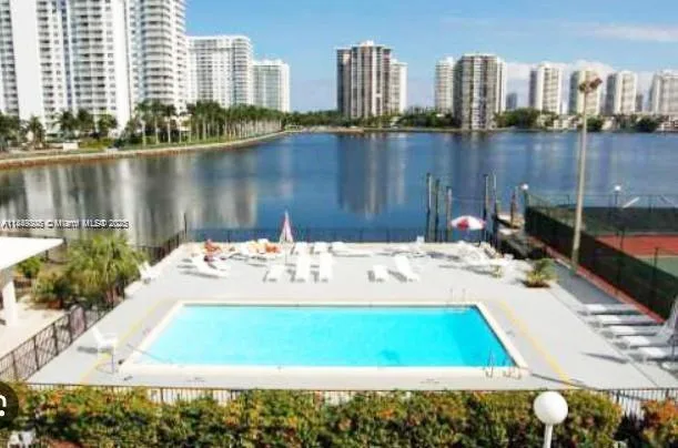 2750 NE 183rd St # 1404, Aventura, FL 33160 photo 12