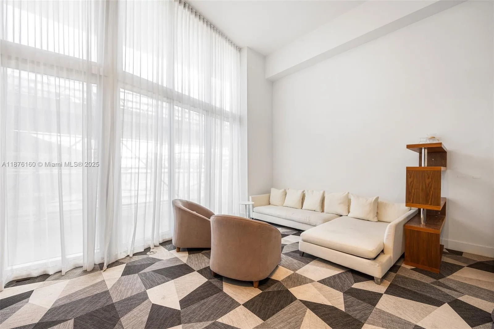 465 Brickell Ave # 1503, Miami, FL 33131 photo 9