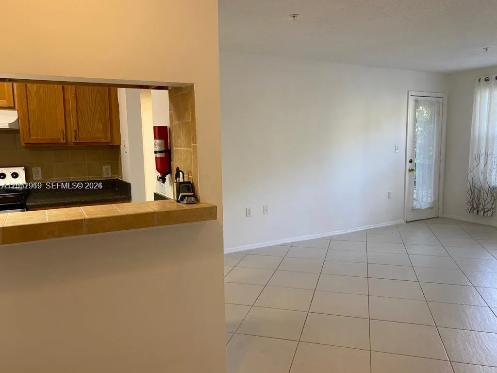 2307 N Congress Ave # 16, Boynton Beach, FL 33426 photo 3