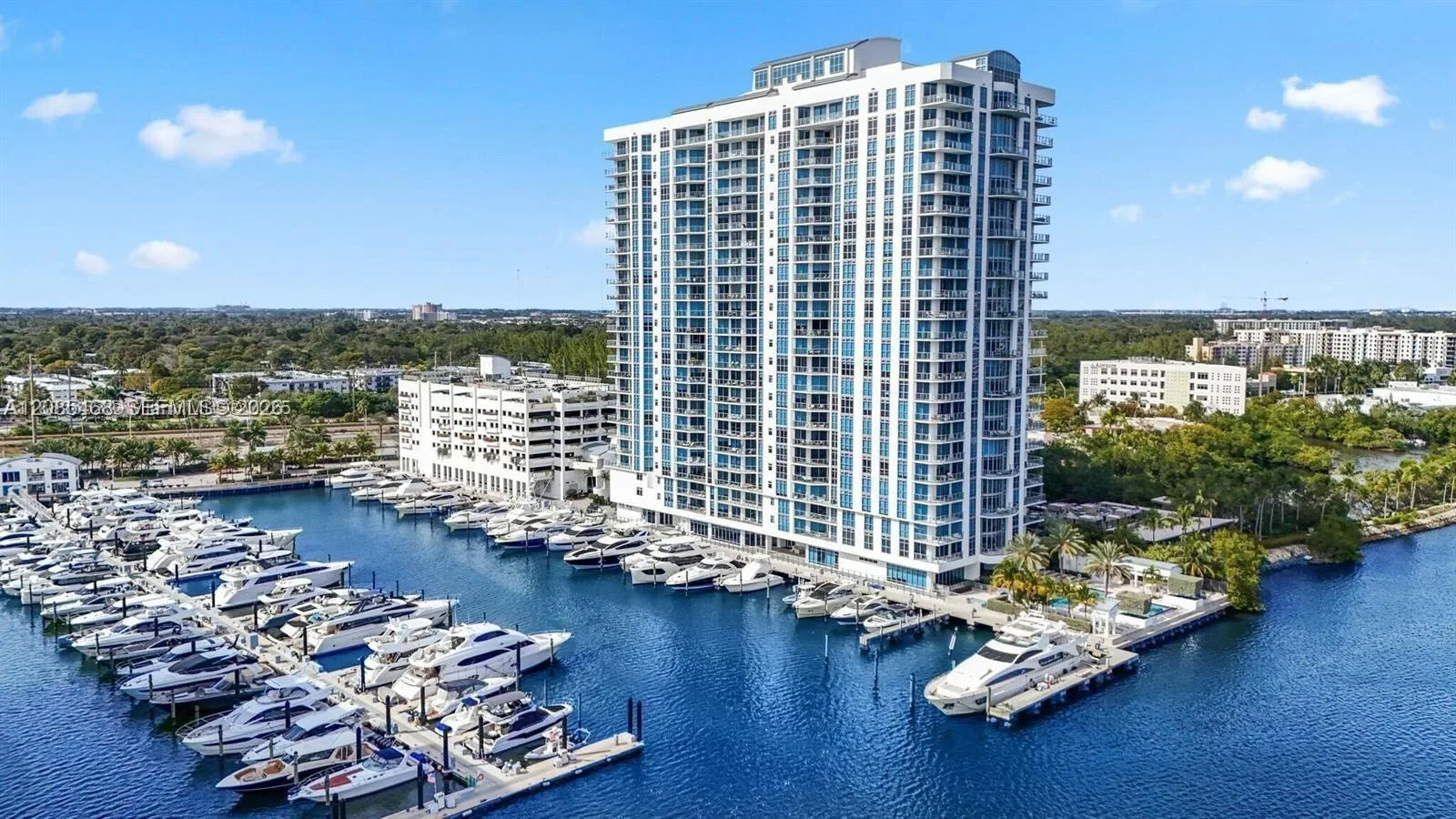 17301 Biscayne Blvd # 1105, North Miami Beach, FL 33160