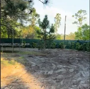 640 S Live Oak St, Clewiston, FL 33440 photo 2