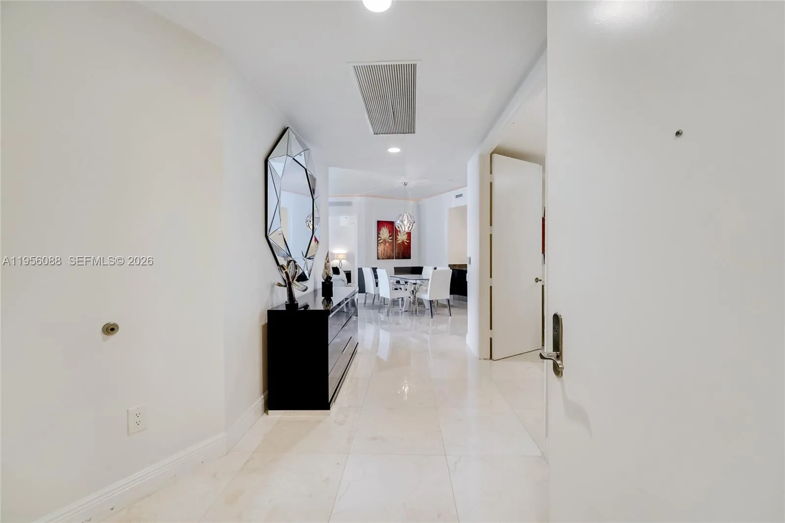 16001 Collins Ave # 2103, Sunny Isles Beach, FL 33160 photo 2