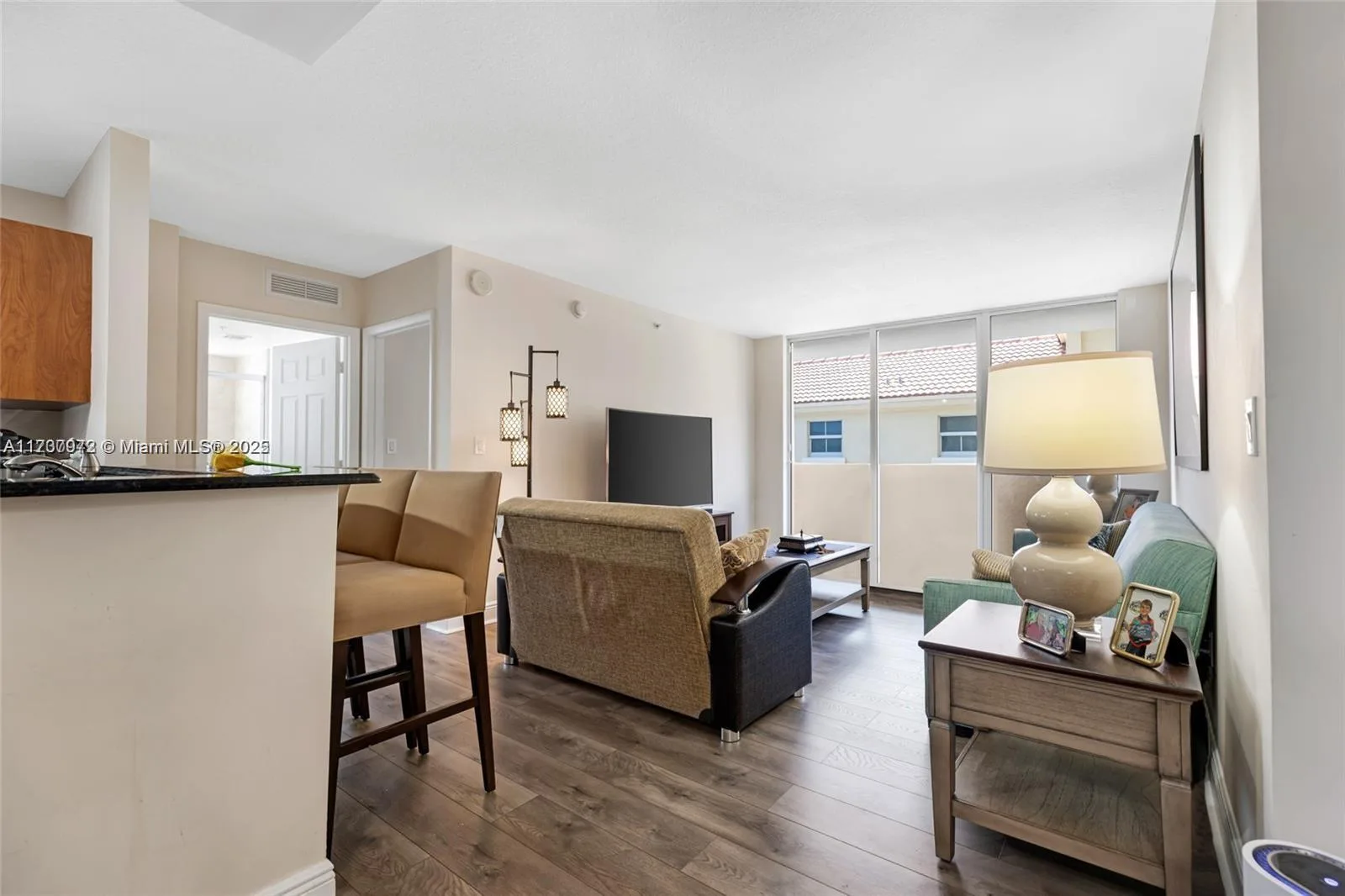 3232 SW 22nd Ter # 301, Miami, FL 33145 photo 11