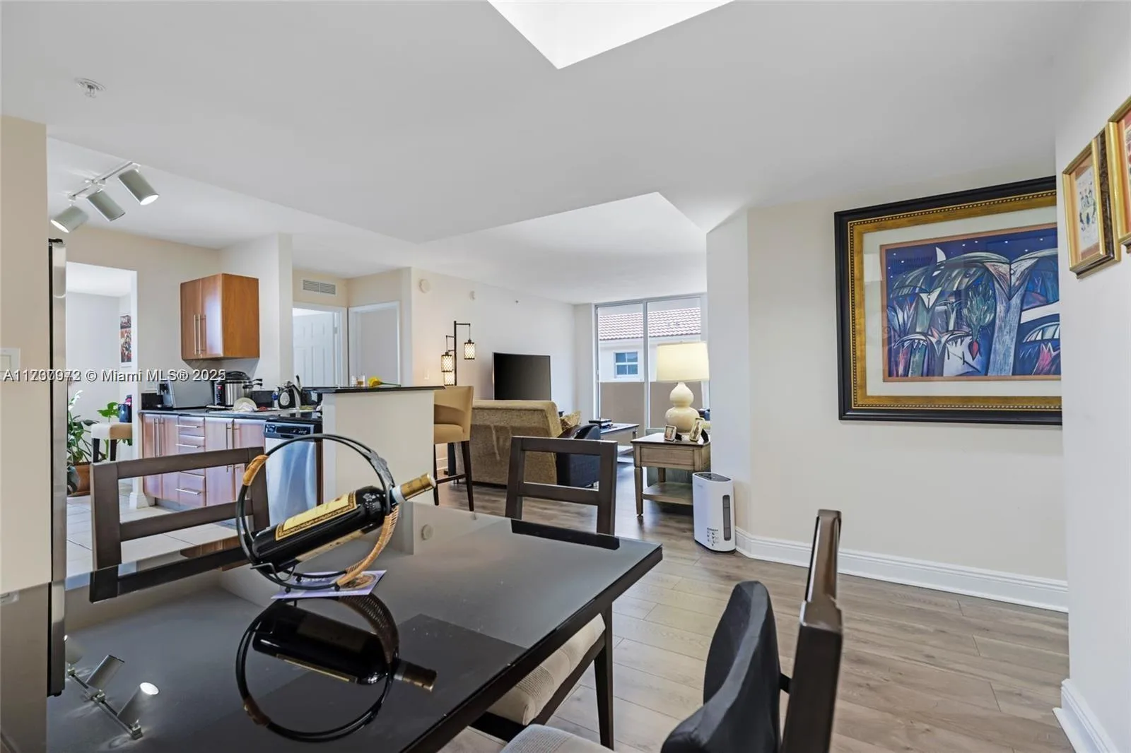3232 SW 22nd Ter # 301, Miami, FL 33145 photo 8