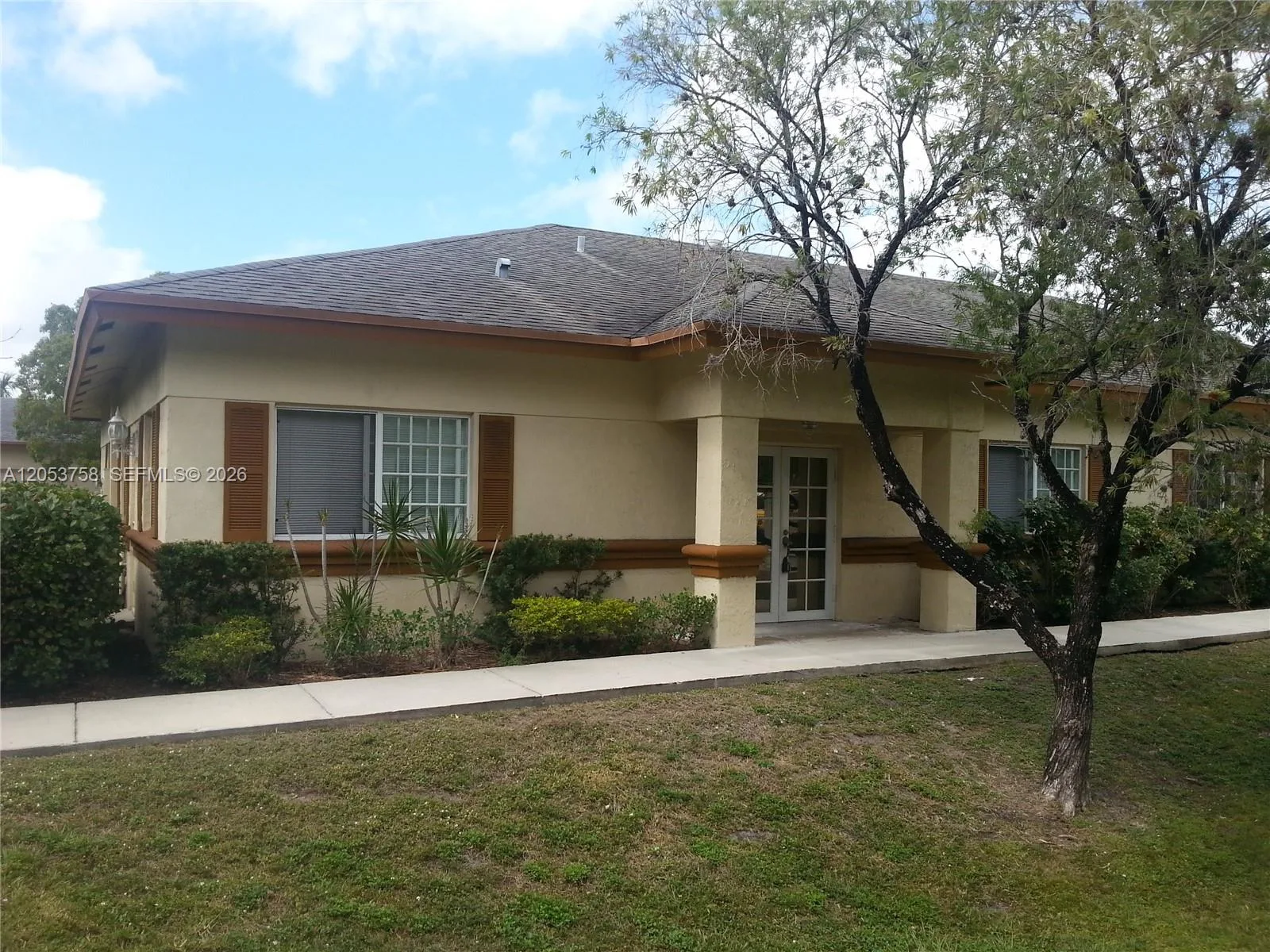 6110 Boulevard Of Champions, North Lauderdale, FL 33068