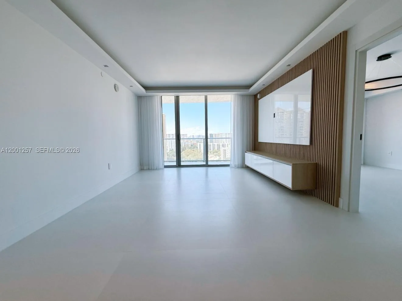 330 Sunny Isles Blvd # 5-1405, Sunny Isles Beach, FL 33160