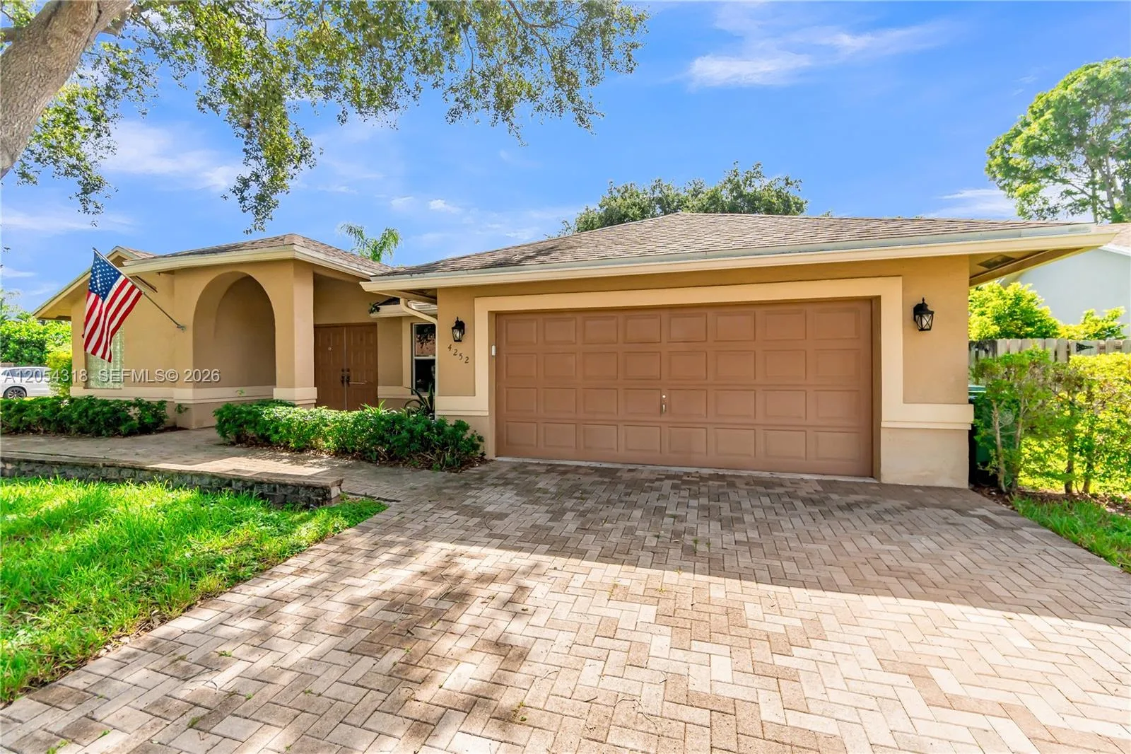 4252 SW 78th Dr, Davie, FL 33328 photo 3