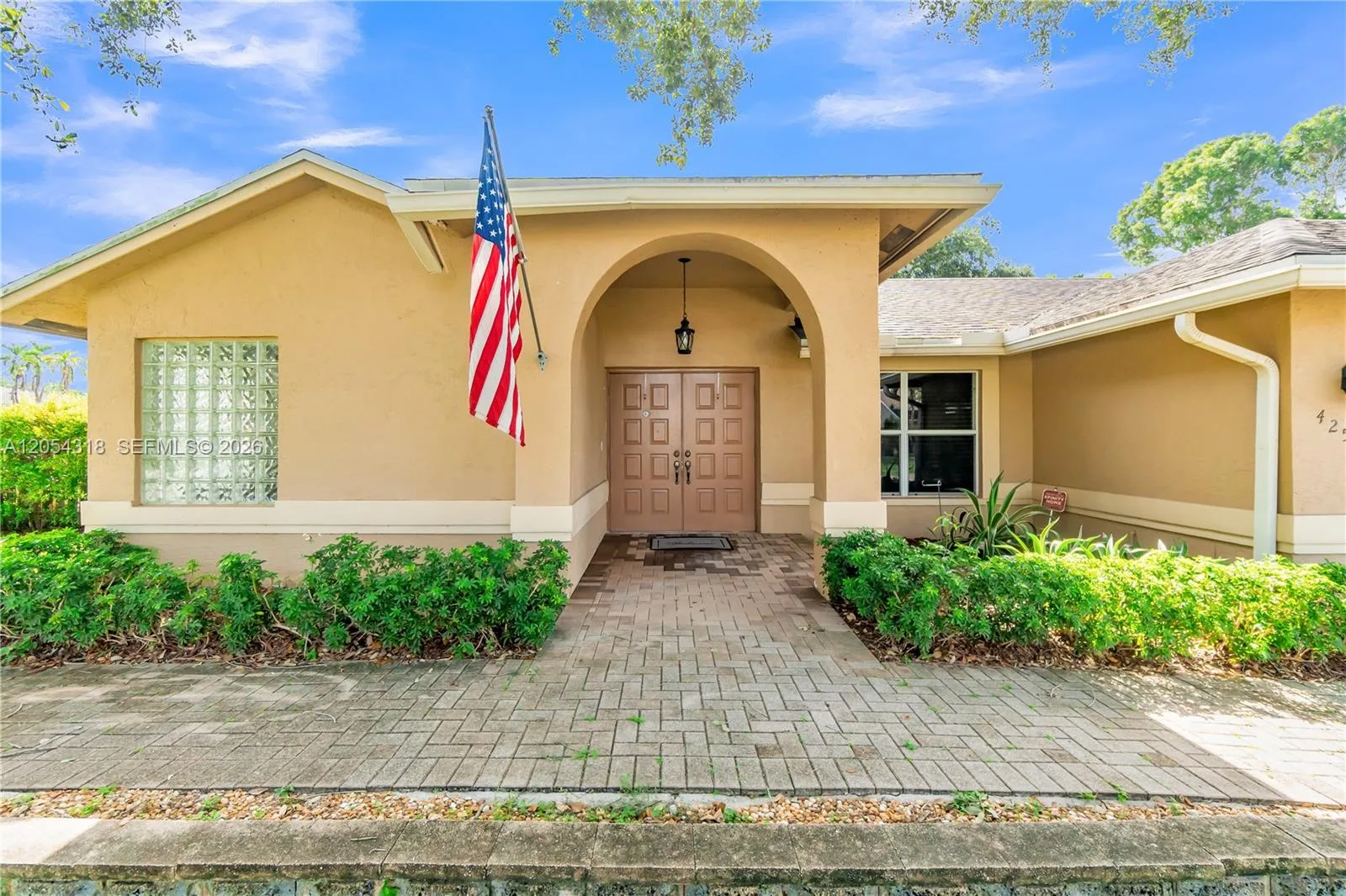 4252 SW 78th Dr, Davie, FL 33328 photo 5