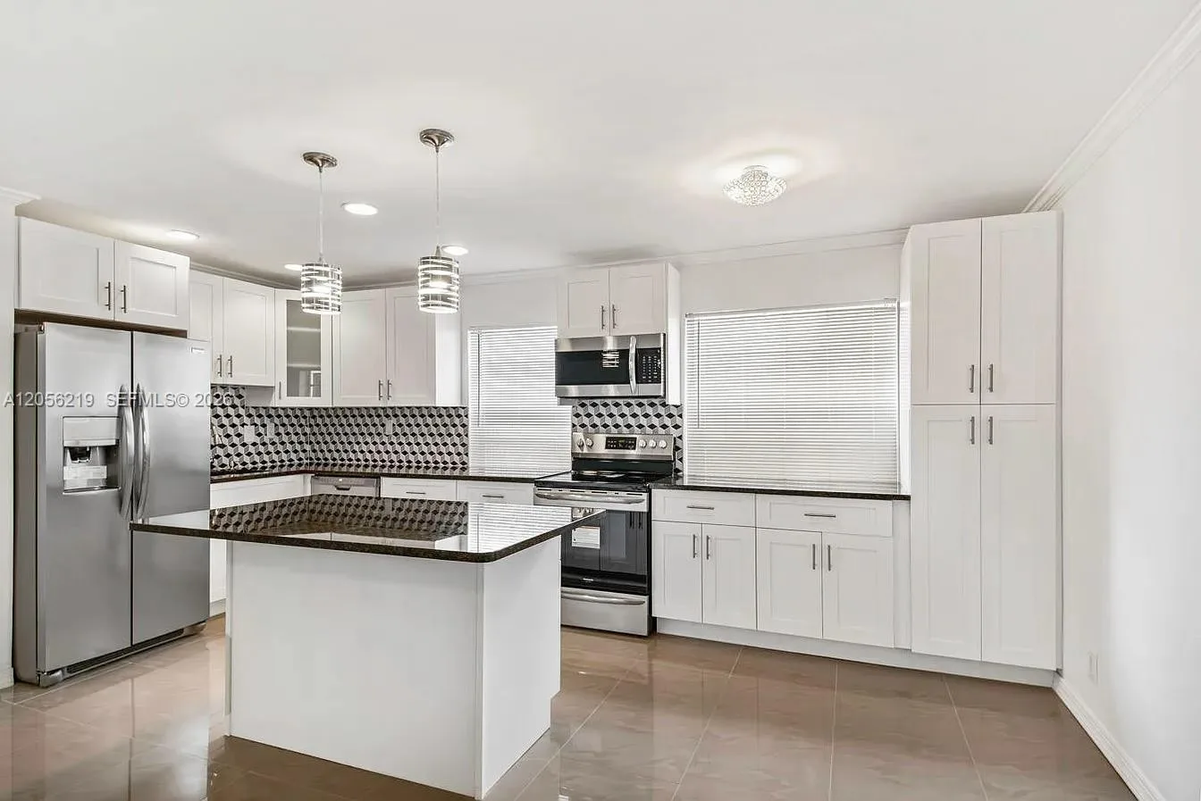 899 S Normandy # 899, Delray Beach, FL 33484 photo 6