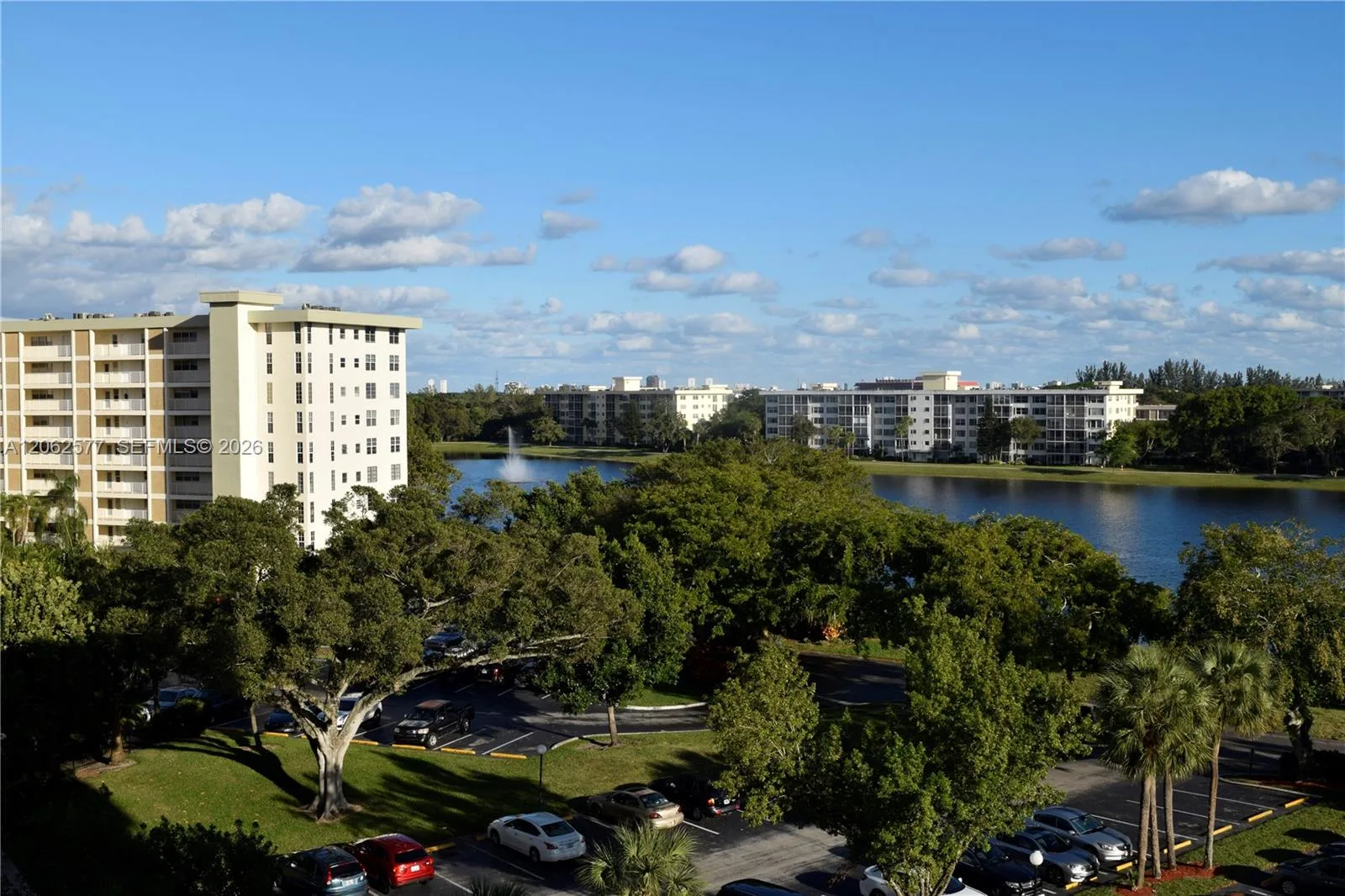 3010 N Course Dr # 712, Pompano Beach, FL 33069 photo 2