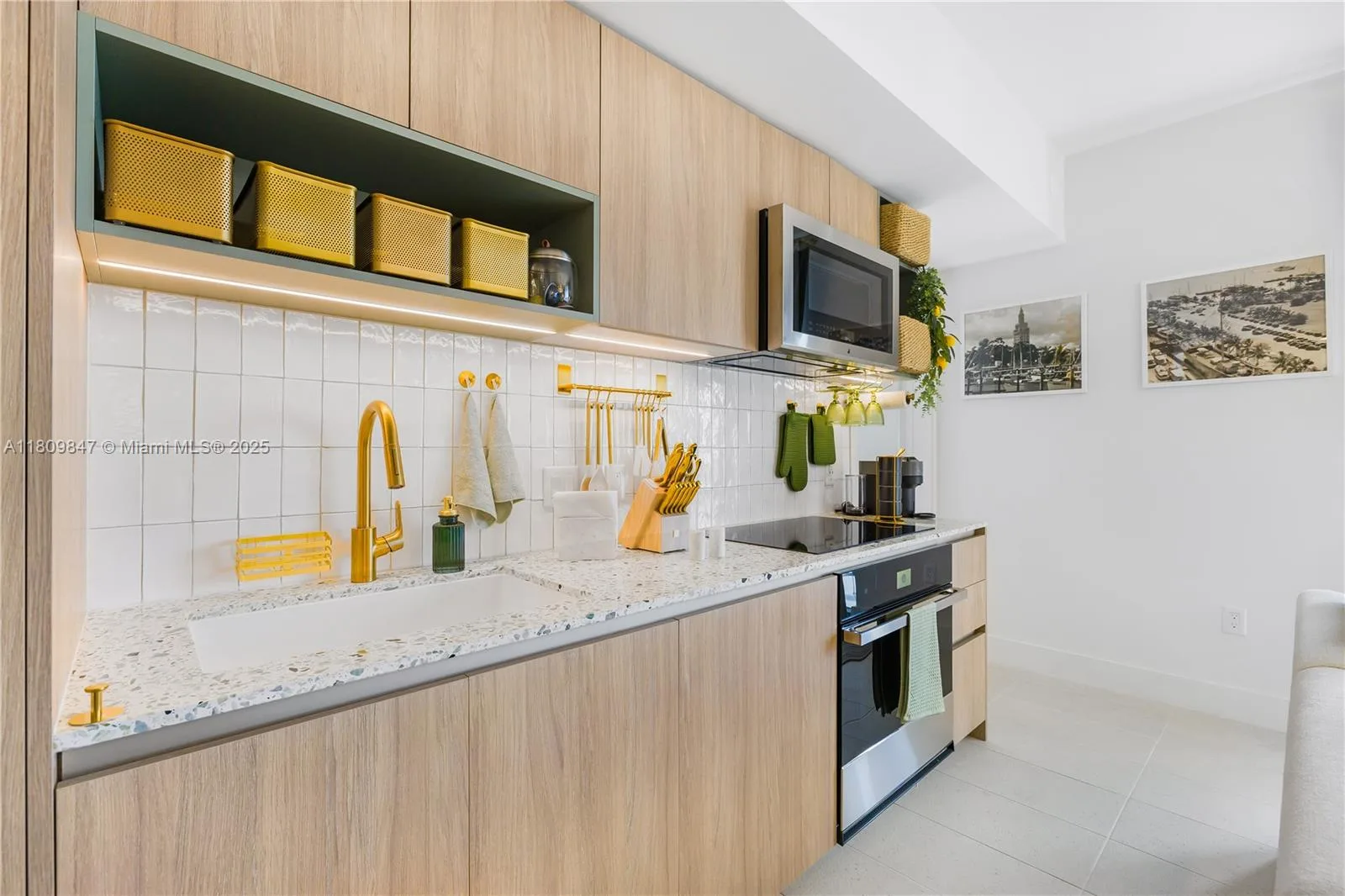 159 NE 6th St # 3005, Miami, FL 33132 photo 8