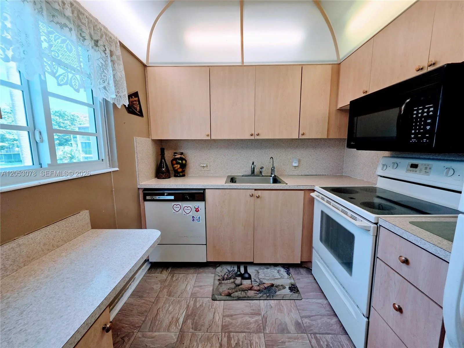 529 Fanshaw M # 529, Boca Raton, FL 33434 photo 8