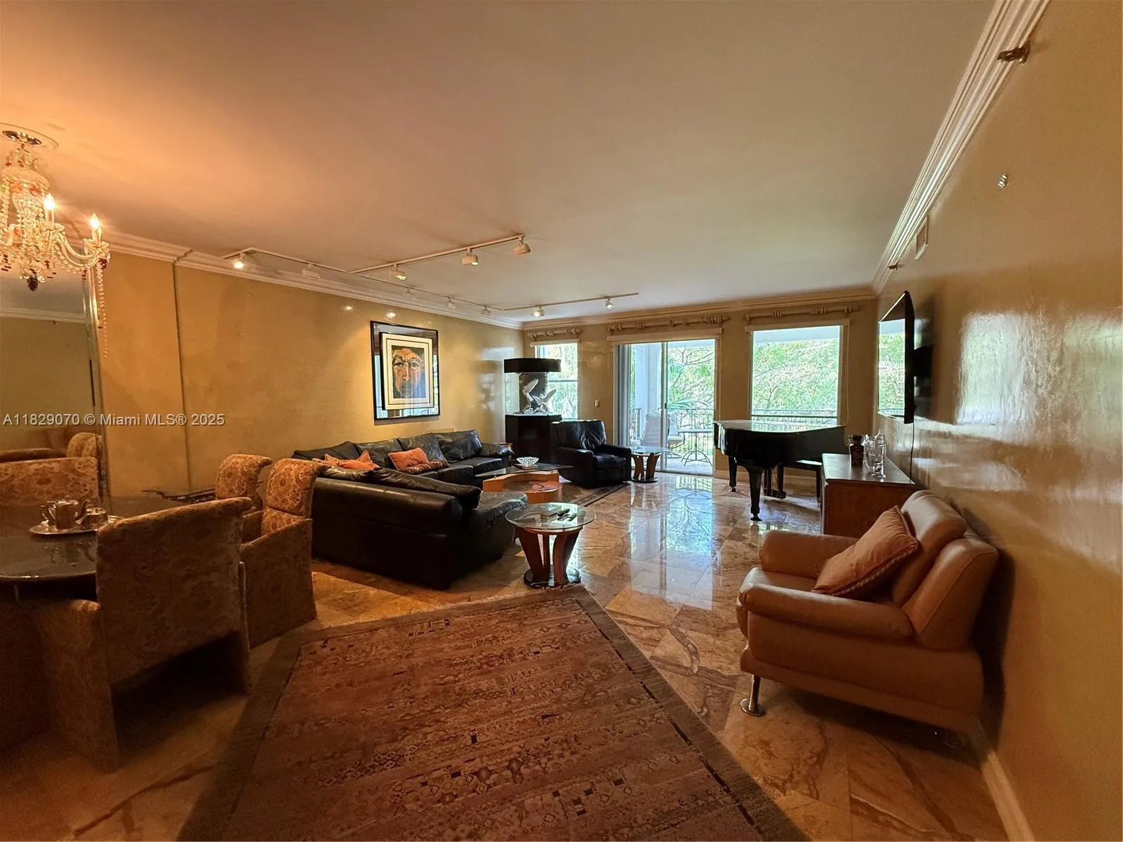 3700 Island Blvd # C203, Aventura, FL 33160