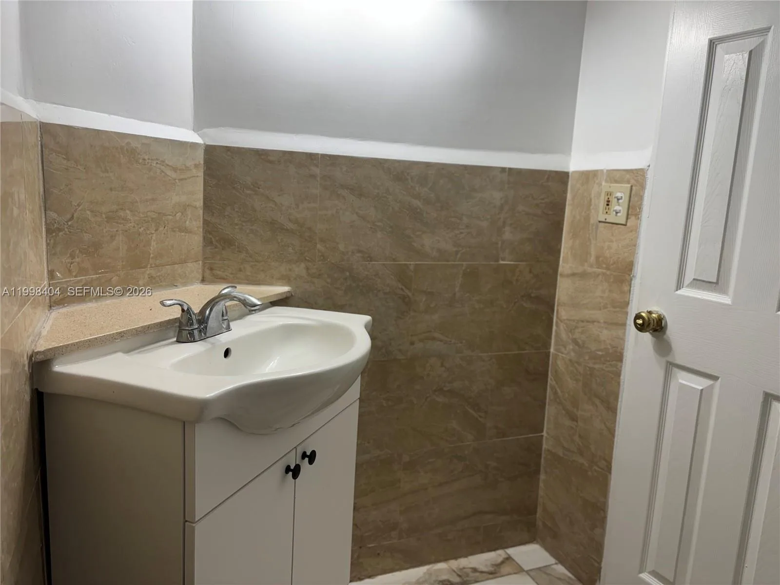 1501 NE 191st St # C211, Miami, FL 33179 photo 5