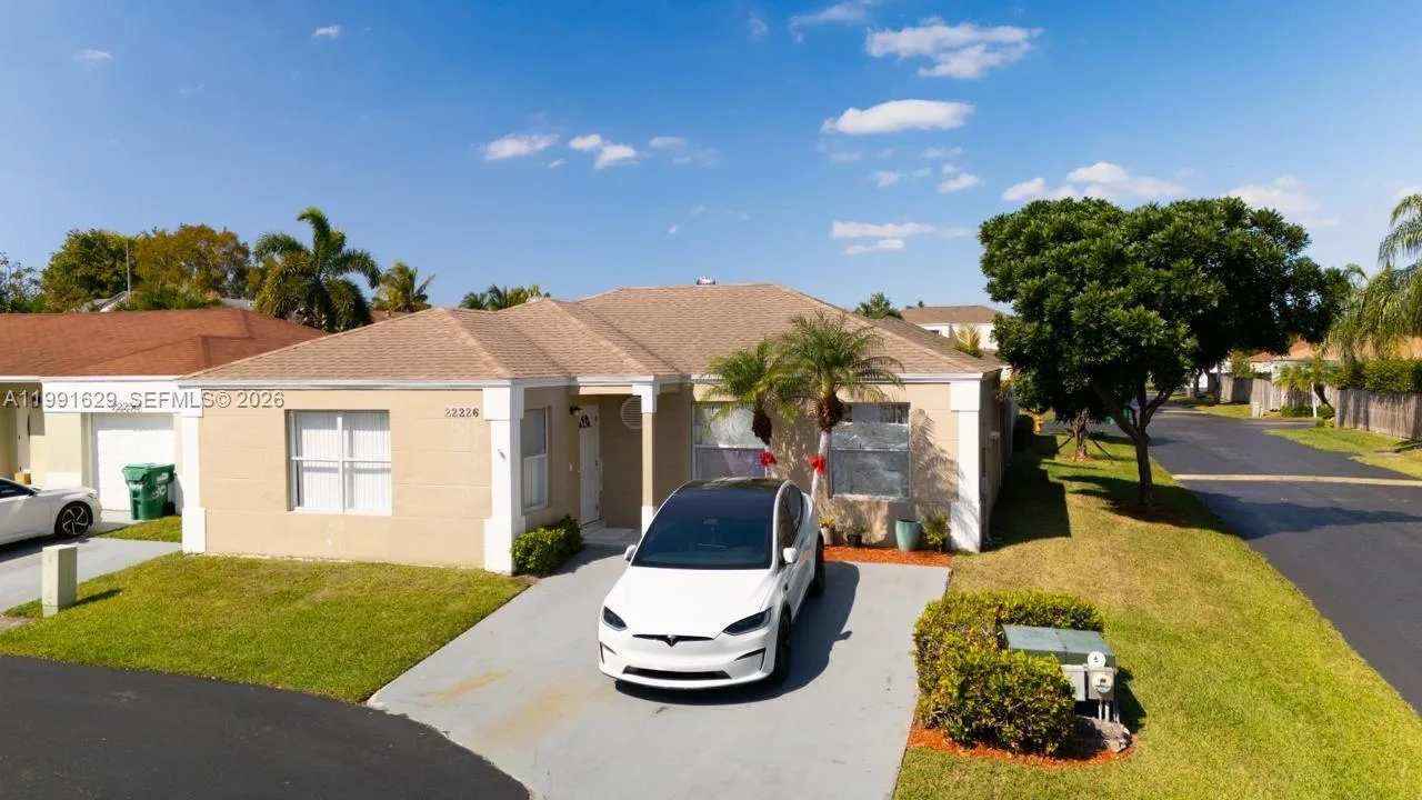 22226 SW 98th Pl, Cutler Bay, FL 33190